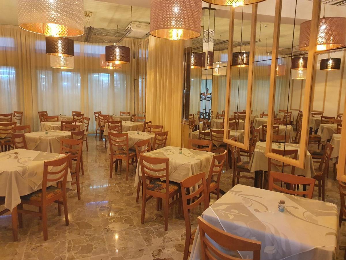 Hotel Venezia San Mauro Mare Extérieur photo