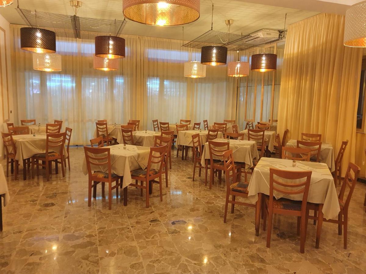 Hotel Venezia San Mauro Mare Extérieur photo